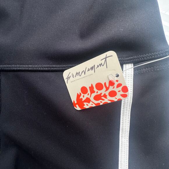 NWT FP Movement Black w/ White Piping Island Time High Waisted Shorts, Size S - Picture 7 of 11